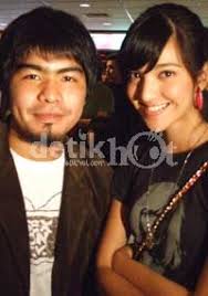 Koleksi video bams samson terbaru. Nia Ramadhani Nangis Tak Direstui Ayah Bams