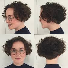 Coupe cheveux bouclés ~ coupe de cheveux les tendances coiffures cheveux bouclés nouvelle année nouvelle tête si passer chez le coiffeur vous coupe de cheveux boule femme 2017_coupe cheveux bouclés | supplied by: 1001 Idees Coupe Courte Cheveux Boucles 49 Ondulations De Style
