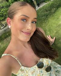 Emma Tomlinson (@_emma_tomlinson_) • Instagram photos and videos