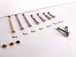 Pleksi Masa Ustu Tutucularimiz Dilediginiz Ebatlarda Gumus Veya Sari Renk Secenegi Ile Imalattan Kullaniciya Uygun Fiyat Avantaji Ile Stoklarimi Gumus Renkler