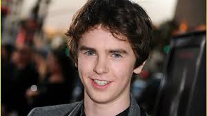 Freddie Highmore Ingin Perankan Spider-Man