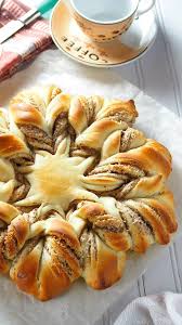 Almond Star Bread Woman Scribbles Recipe In 2020 Star Bread Almond Paste Recipes Almond Recipes