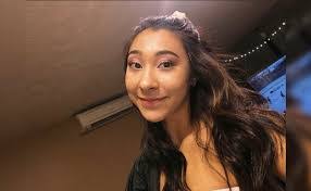 Sheryl Ferris's Instagram, Twitter & Facebook