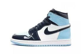 Nike Air Jordan 1 Retro High Blue Chill Unc Women S Shoe Size 8 Confirmed Order Nike Airs This Is A Air Jordans White Basketball Shoes Sneakers Men Fashion