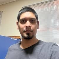 Derek Cruz's Instagram, Twitter & Facebook