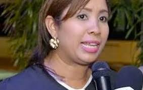 Alexis Paulino's Instagram, Twitter & Facebook