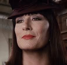 Anjelica Huston in The Witches(1990)🦇