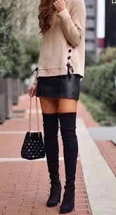 Botas bajas con cuña interior y flecos. Como Combinar Botas Con Faldas Y Vestidos
