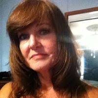 Lillian Drury's Instagram, Twitter & Facebook