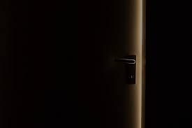 A wide variety of industrial door sweep options are available to you, such as project solution capability, design style, and open style. Door Sweeps Vs Auto Door Bottoms What S The Difference Beacon