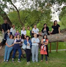 Kevin bright, gary halvorson, michael lembeck and others. Pratele Skoly Videni Home Facebook