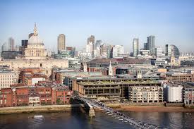It is 325 m long, 4m wide. Millennium Bridge House Womo Architects