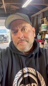 Wishing everyone a Happy Easter ❤️🐣🗿<<<< last emoji is a moi from Easter  Island. lol 😂