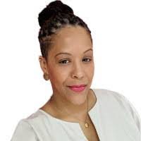 Lisa Sudduth's Instagram, Twitter & Facebook