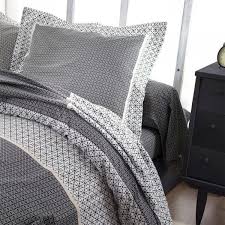 Emballé dans un magnifique sac de coton créé pour être réutilisable Housse De Couette Satin De Coton 260 Cm Wesley Noir Linge De Lit Eminza