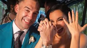 ¡Recién casados! Quién es y a qué se dedica Lewis Howes, el esposo de la  actriz Martha Higareda