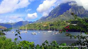 The marquesas islands are a group of volcanic islands in french polynesia, an overseas collectivity of france in the southern pacific ocean. Marquises Hiva Oa L Ile Aux Tiki Passeport Pour Le Monde