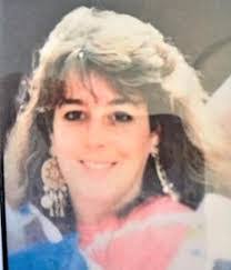 Erin Burbank's Instagram, Twitter & Facebook