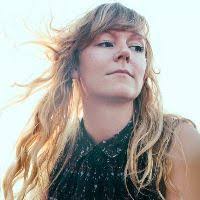 Anna Batts's Instagram, Twitter & Facebook