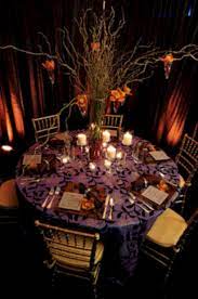 40 Stunning Halloween Wedding Table Setting Ideas Vis Wed Wedding Table Settings Halloween Wedding Halloween Wedding Decorations