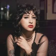 Molly McGuinness: Slob at Cabaret Voltaire