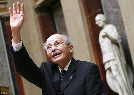 End of Royal dynasty as Otto von Habsburg is laid to rest... and ...