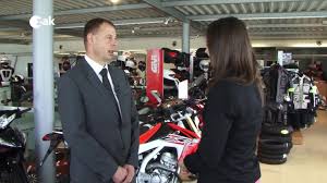 Eviduje úřad práce 6 volných pracovních míst v 4 nabídkách práce firem. Pribehy Uspesnych Z 08 06 2015 Zak Tv