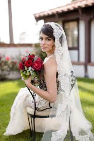 Cathedral Lace Veil Mantilla In Spanish Classic Style Lace Etsy Lace Cathedral Veil Wedding Dresses Wedding Veils Lace