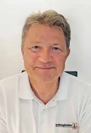 Zeit der Entscheidung: Avgas 100LL und AFIS-Anfluggebühren