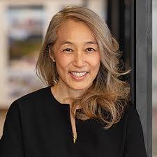 Caroline Lefevre's Instagram, Twitter & Facebook