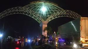 Dalam topik ini anda akan menemukan semua jawaban dan jawaban yang diperlukan untuk dipecahkan words of wonders museum louvre. Jembatan Jalur Pantura Di Pekalongan Ambles Lalu Lintas Dialihkan