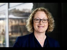 John Paoli, dermatologi och venerologi