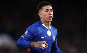 ¿Por qué no juega Enzo Fernández en Newcastle vs. Chelsea por la Premier League 2025-26?