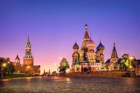Somewhat ironically, sochi is really quite temperate for most of the year, with its black sea waters warm and swimmable well into october. Russie Moscou Voyages Pays De A A Z Russie