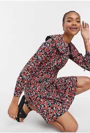 Diese jahreszeit ist für die meisten menschen die. Fruhlingskleider 2021 5 Trend Modelle Die Ihr Shoppen Solltet Und 5 Kleider Die Out Sind Glamour