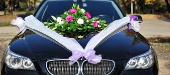 Blumen hochzeit für den schönsten tag im leben. Blumenschmuck Fur Das Hochzeitsauto Braut Org