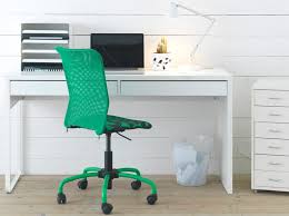 Micke Desk White 55 7 8x19 5 8 Ikea Computer Desks For Home Home Office Furniture Minimalist Desk Design