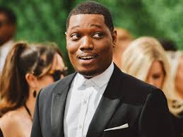 Michael che has come under fire for making cruel jokes about simone biles on instagram. Michael Che Explains Why He Won T Date Famous Women