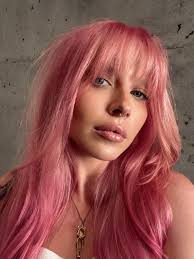 Another selfie? Ground breaking.