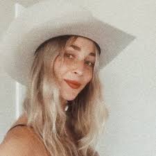 Bailey Terrell (@baileeeeeeeydee)