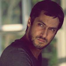 Kurtlar Vadisi yeni sezon yeni bölüm için geri sayım başladı. Henüz hangi  kanalda yayınlanacağı belli olmayan diziye..