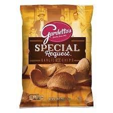 Gardetto S Roasted Garlic Rye Chips Make It Easy For You To Eat Your Favorite Part Of Any Snack Mix Aka The Yummy Bagel Chips Roasted Garlic Snacks Snack Mix