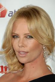 Visualizza altre idee su tagli di capelli, capelli, acconciature. Capelli Media Lunghezza Idee Per Acconciature Semplici Magazine Delle Donne