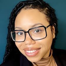 Ashley Gonsalves's Instagram, Twitter & Facebook