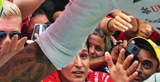 Hamilton hits Vettel where it hurts