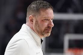 Chris Beard's Instagram, Twitter & Facebook