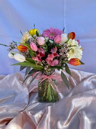Our experts create the perfect floral gifts to suit any special occasion and offer quick and easy floral delivery for your convenience. Angel S Flowers