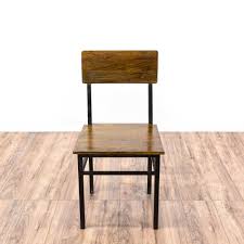 This Contemporary Style Bistro Chair Is Featured In A Solid Wood With A Dark Oak And Ebonized Finish This Stylish Cafe Cha Coffee Room Wooden Cafe Cafe Chairs