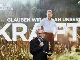 Nein zum öxit, ist auf einem der plakate zu lesen. Plakat Uberlassung Fpo Ortet Illegale Schutzenhilfe Fur Van Der Bellen Bundesprasidentenwahl Vienna At