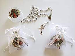 Amazon Com Mi Primera Comunion 12 Favor De Organza Bolsas Regalo Recuerdo De Primera Comunion Nino O Nina 12 Rosarios De Nuestra Virgen De Guadalupe Juguetes Y Juegos